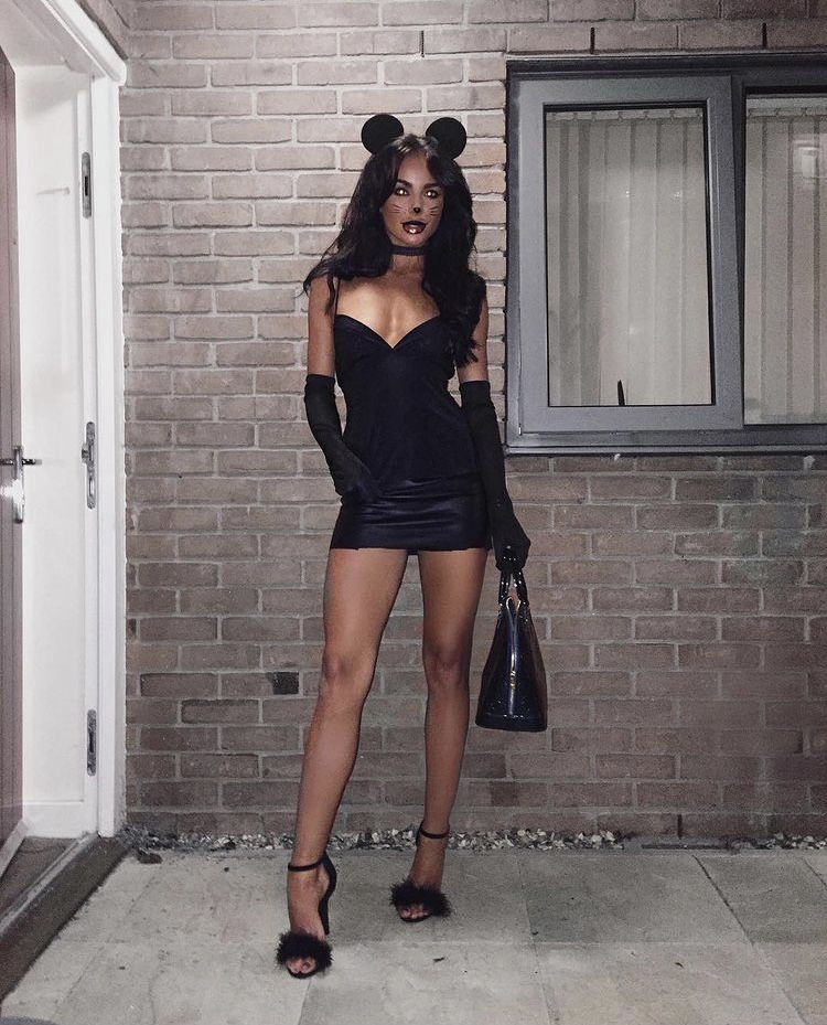 Hot college Halloween costumes for girls