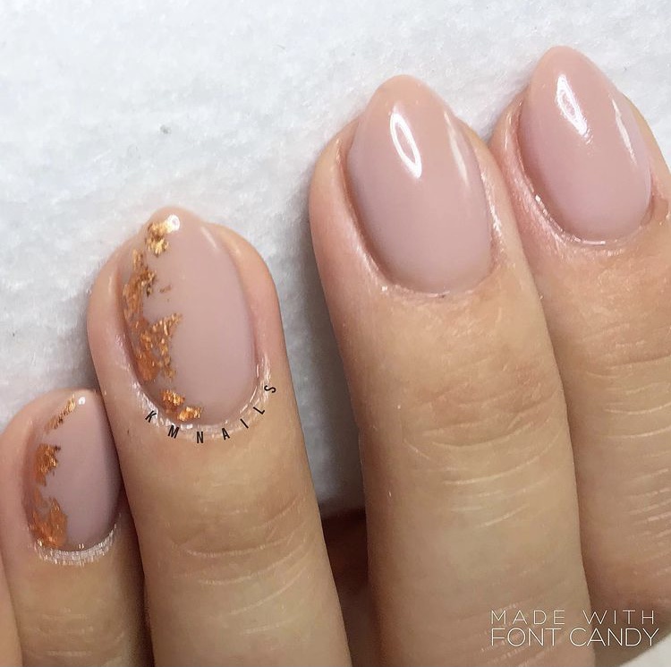 Neutral rose gold nails ideas