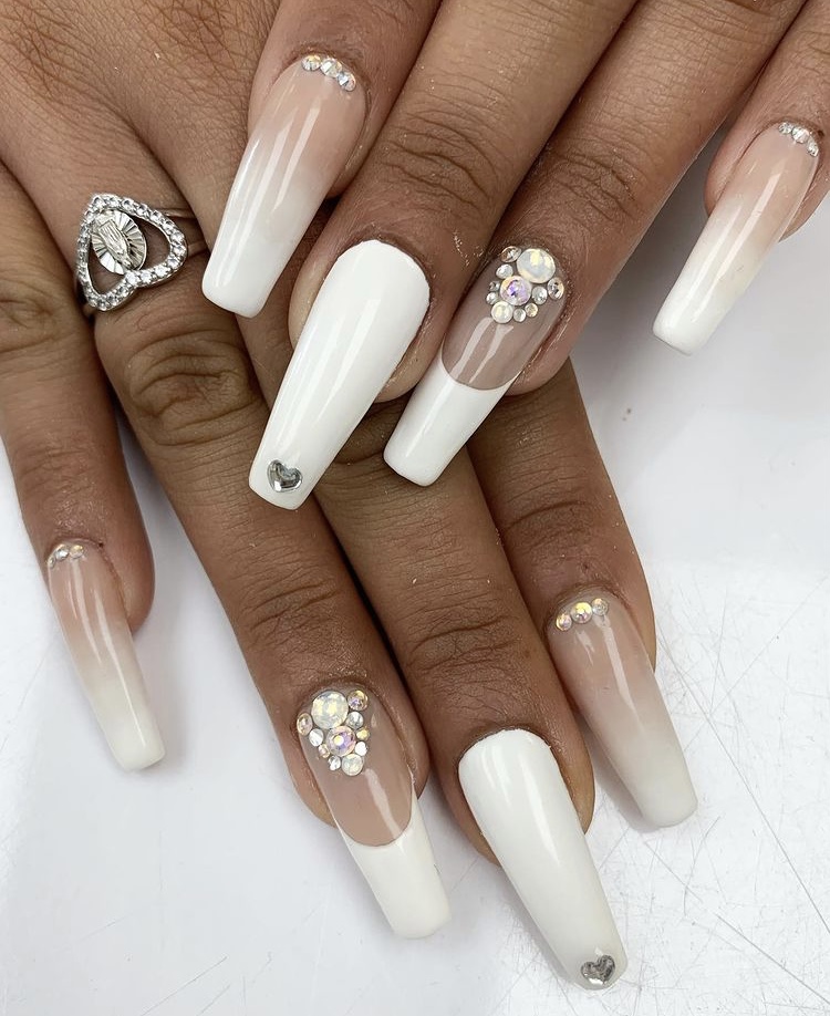 Ombre white nails inspiration