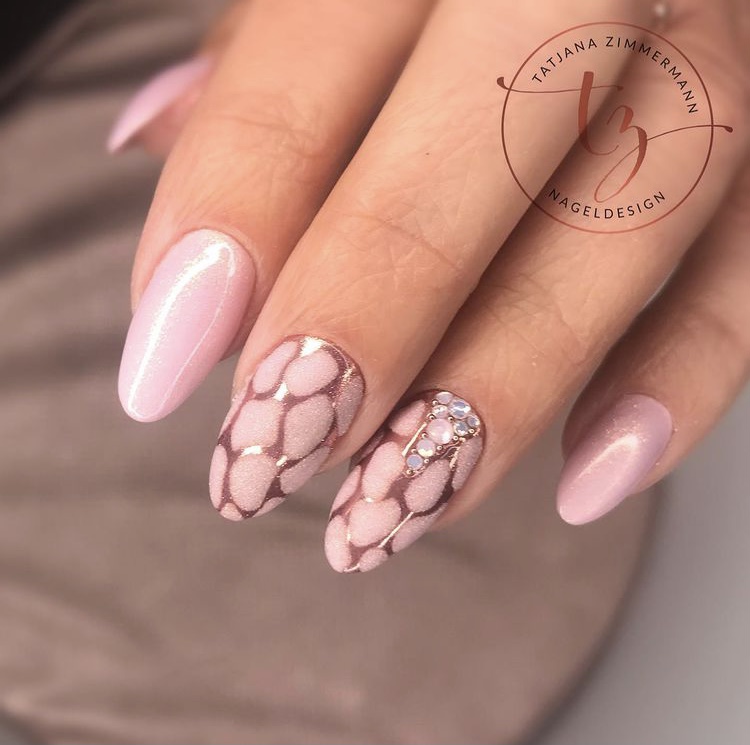 Pink rose gold nails ideas