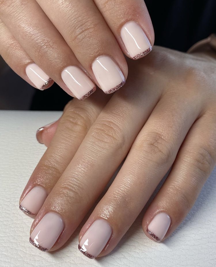 French tip rose gold nails ideas