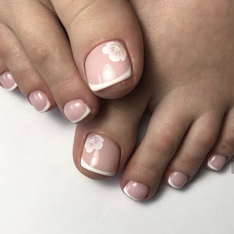 Bridal flower toe nail designs