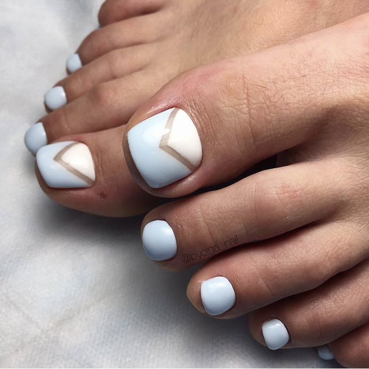 White Blue toe nail designs