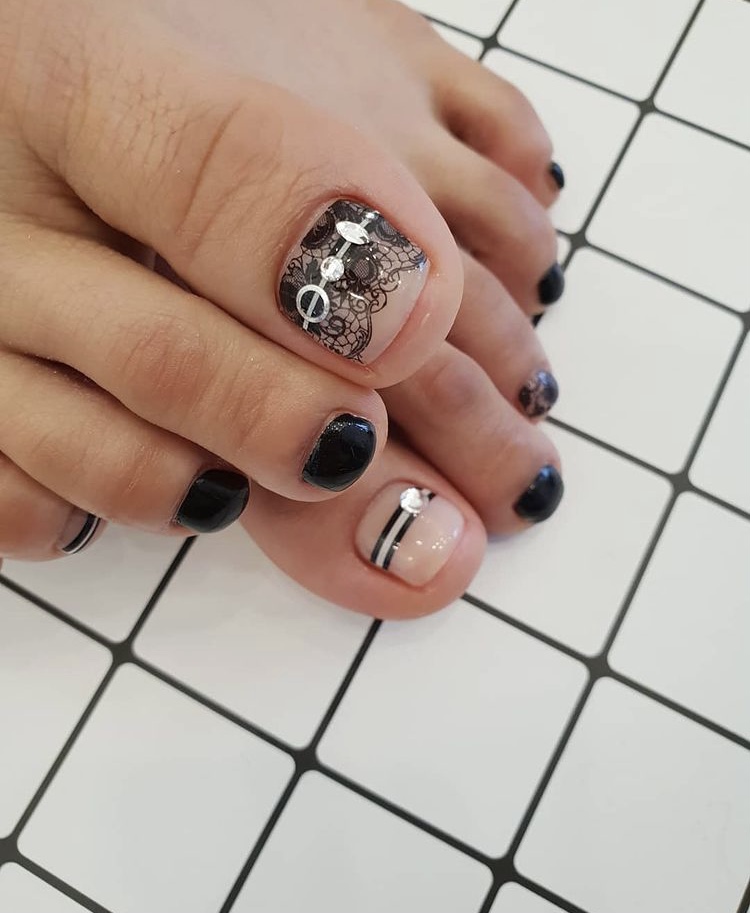 Nude neutral black toe nail designs